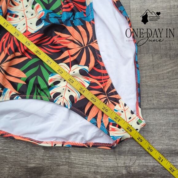 Adisputent Cross Front Tropical One Piece Swimsuit Size XL - Picture 4 of 5
